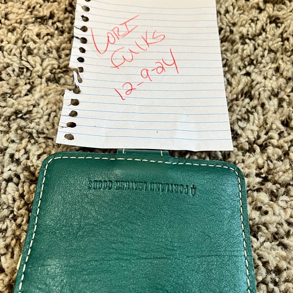 Portland leather mini bi fold wallet - Picture 2 of 3